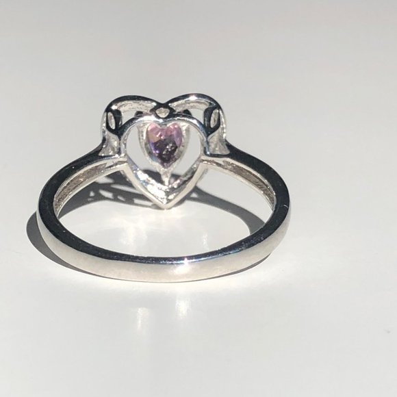 Silver Ring Pink Heart Stone in a size 8. - Picture 2 of 4